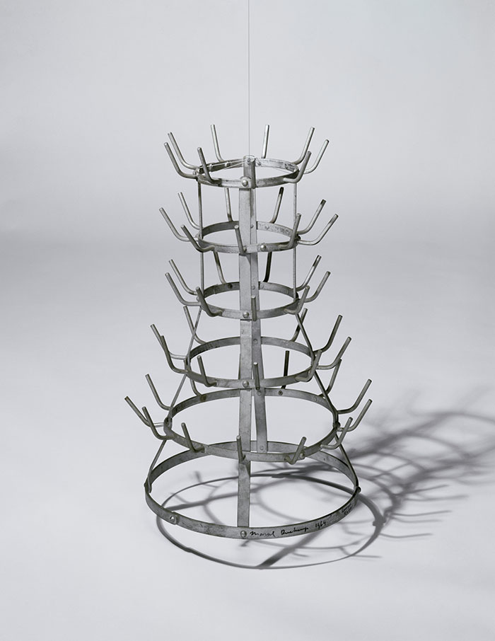 Marcel Duchamp, « Porte-bouteilles »